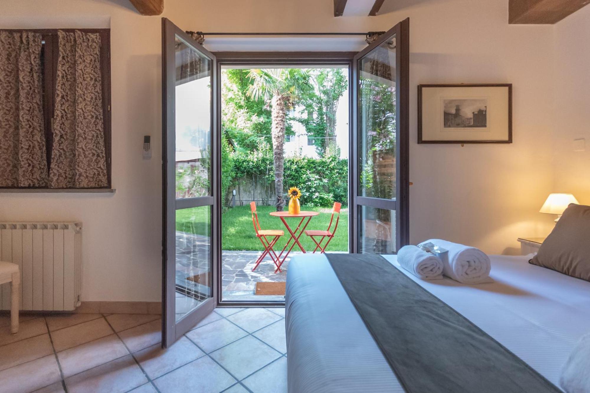 Regina Rooms Pisa Exterior foto